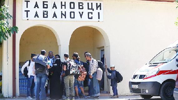 Refugees/Migrants seeking transit at border Tabanovci Macedonia into Serbia