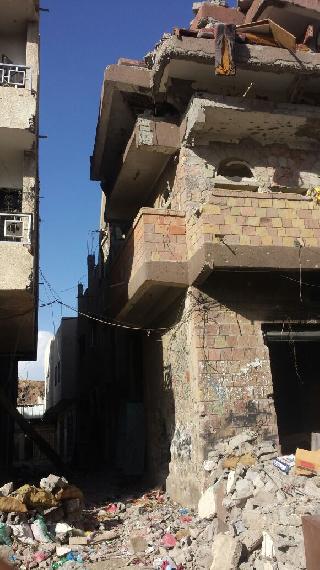 Damage to Residential Building in Taiz from Shelling, Mortars and Sniper Fire (Photographer: Correspondent #14)