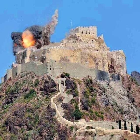 Widely published image of the castle being shelled on May 21, 2015 (Taken by Yalwasat News).