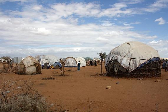Refugee shelters in the Dadaab camp complex, made with plastic sheeting, July 16, 2011 (CC BY 2.0 UK Department for International Development) 