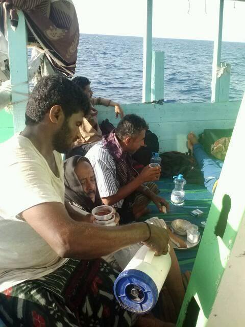 Picture of Yemeni refugees on the smuggler’s boat fleeing armed conflict in Yemen